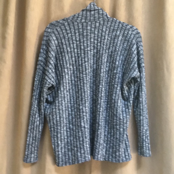 American Eagle Black&Gray Turtleneck Size S - Picture 4 of 6